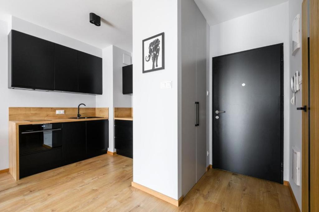 Platinum Towers Apartments Varşovia Exterior foto